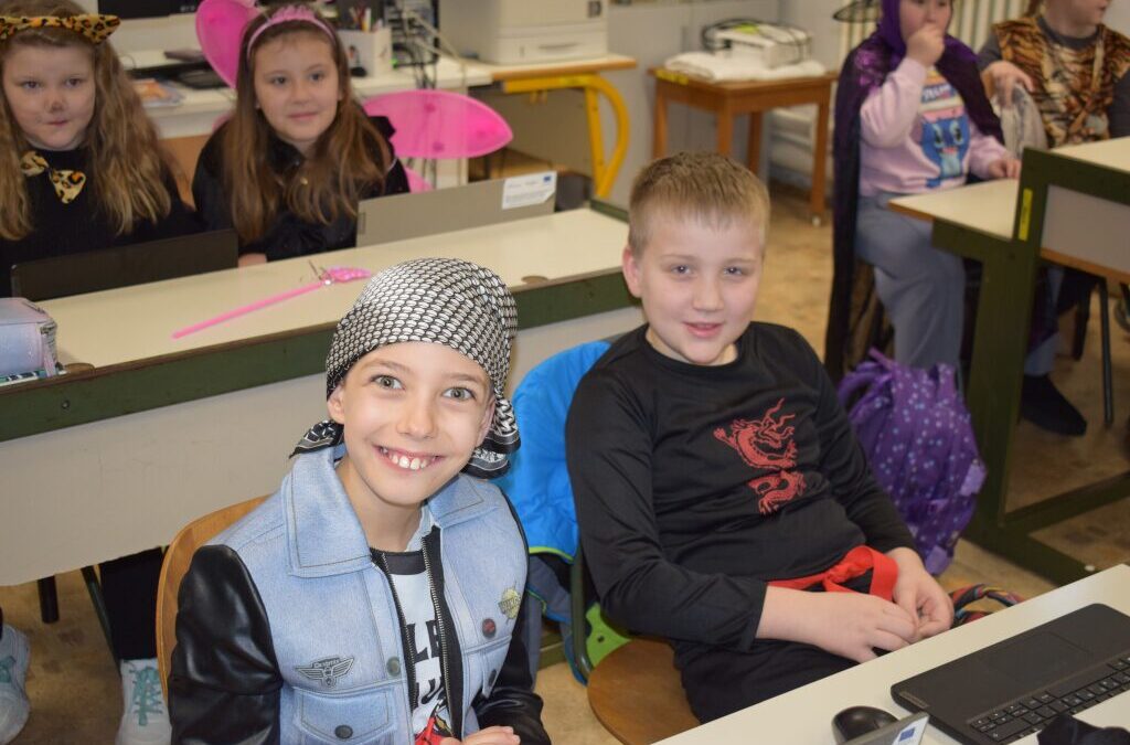 Maškare u 2. a i 2. b