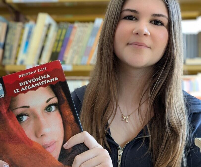 Pet za pet: Anja Kovačević