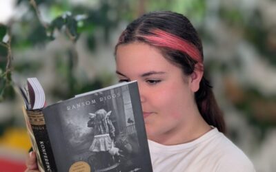 Pet za pet: Laura Nikolić